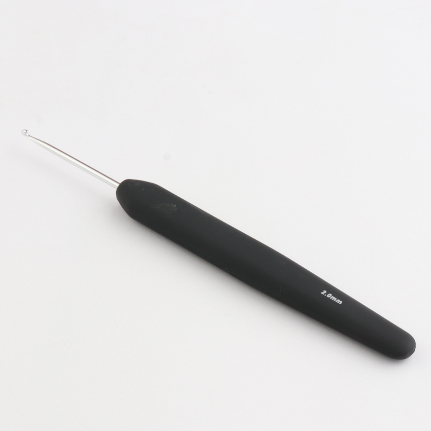 Крючок алюминиевый для вязания с эргономичной черной ручкой, серебристый цвет, 2.00мм, KnitPro,30811