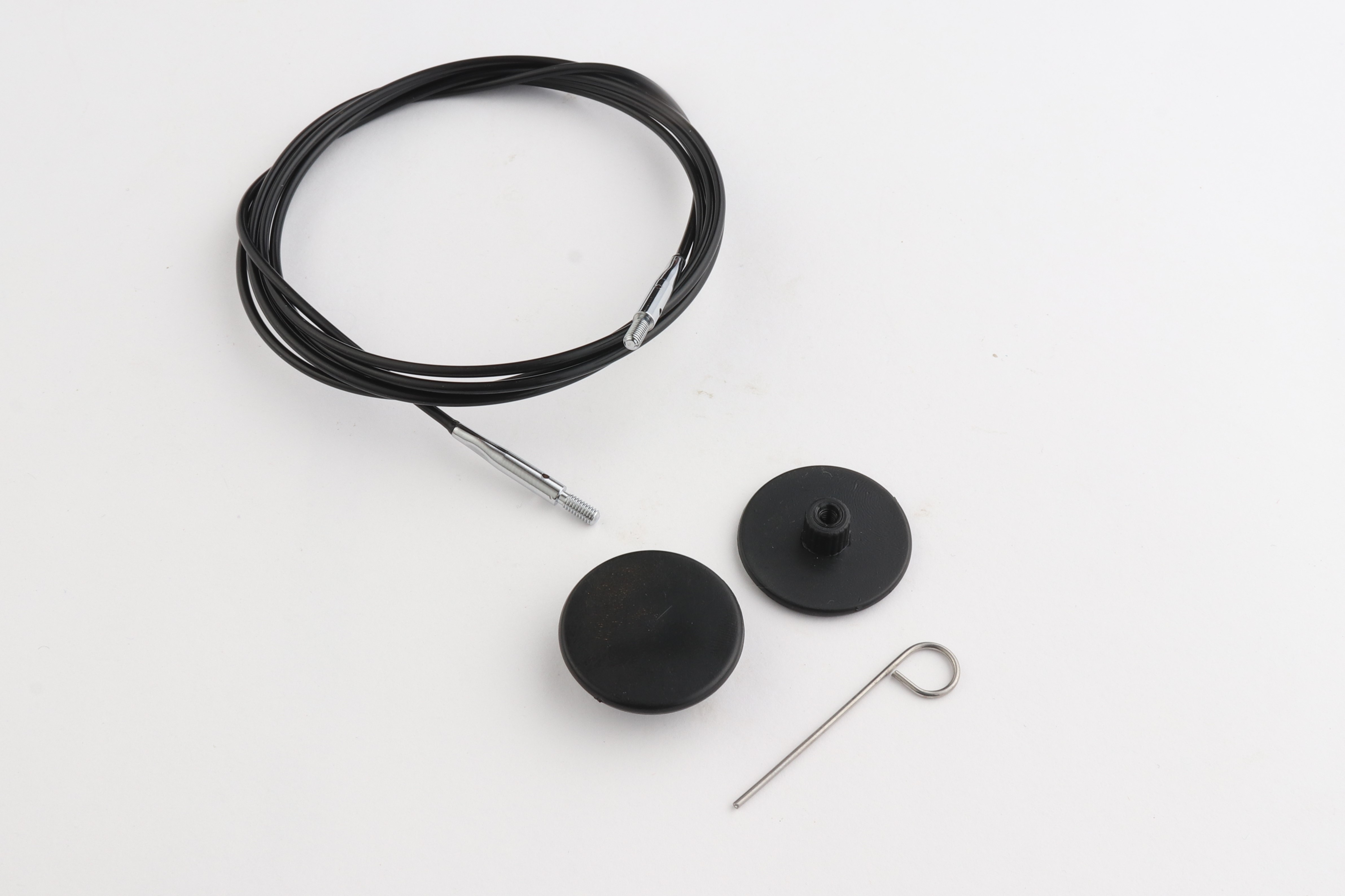 Набор: черный тросик 126см (150 см), заглушки и кабельный ключик KnitPro, 10525