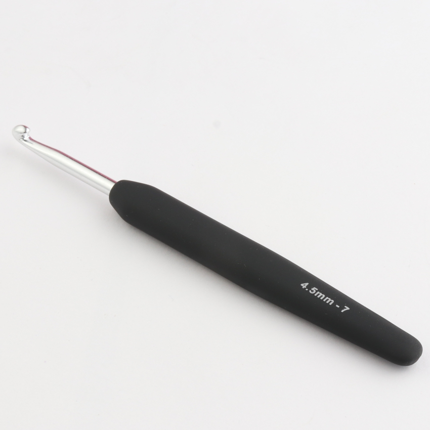 Крючок алюминиевый для вязания с эргономичной черной ручкой, серебристый цвет, 4,50мм, KnitPro 30816