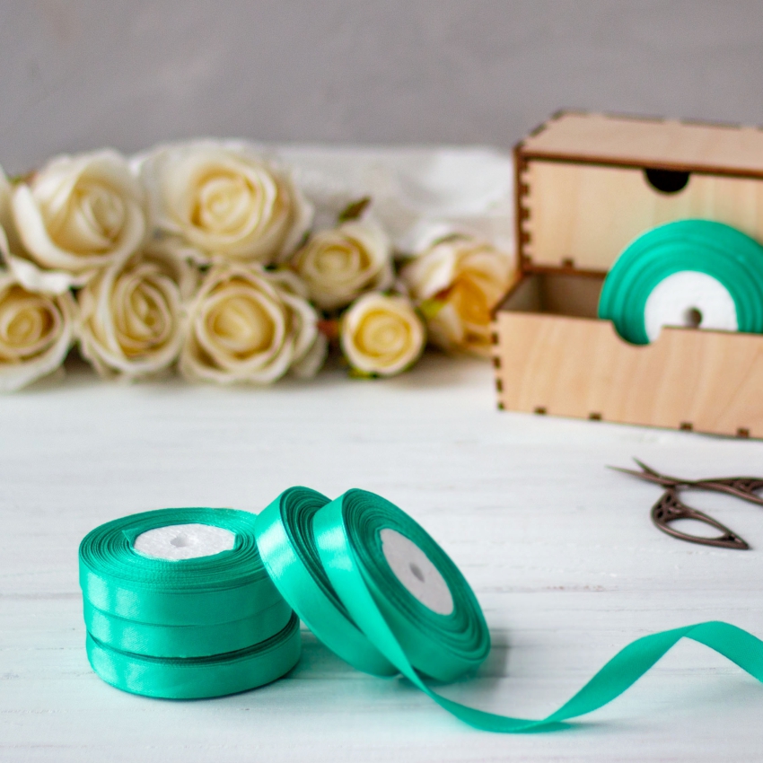 Лента атласная 12мм x 25м 1101 (1 шт)