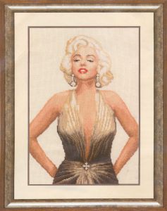 2002-75068 Комплект для вышивания (счетный крест) Vervaco "Мерлин Монро" 25х38 см