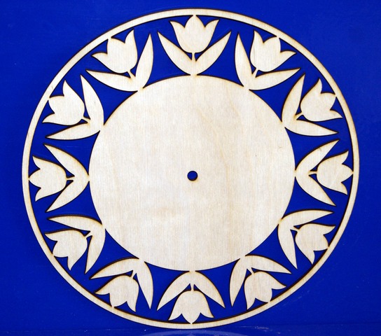 Циферблат с тюльпанами