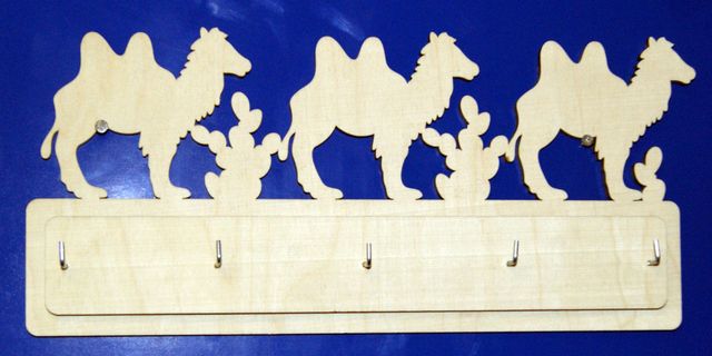 Вешалка Верблюды 33х15,5 см 6 мм