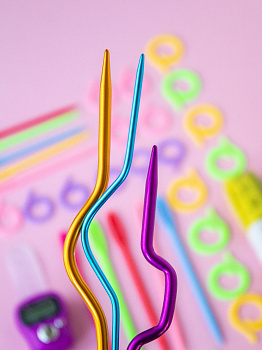 Набор для вязания NV-38: счетчик рядов, сантим. лента, спицы изогн, маркеры, иглы пласт. "Рукоделие"