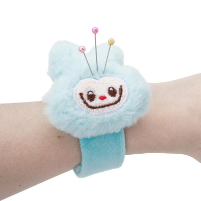 4 Браслет игольница монстрик голубой, 24см