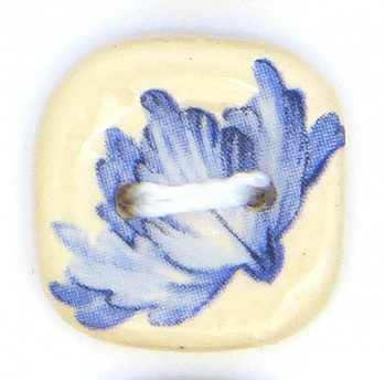 Пуговица маленькая керамическая (3-5,6(18х18))