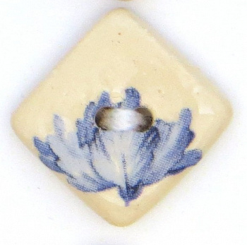 Пуговица маленькая керамическая (2-7,8(14х14))