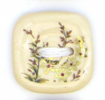 Пуговица маленькая керамическая (4-1,2(18х18))