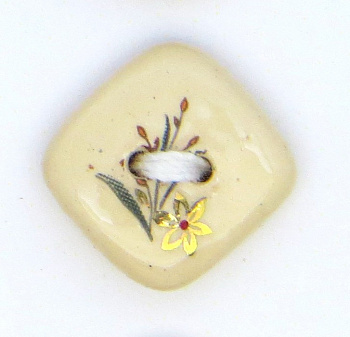 Пуговица маленькая керамическая (14-5,6(14х14))