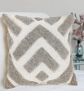 Ковровая вышивка «Овен» ВК-001 Подушка-1 40×40 см