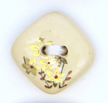 Пуговица маленькая керамическая (13-4; 17-4(18х18))