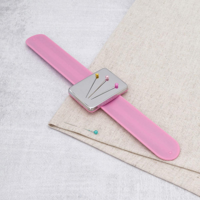 4AL-064 Игольница магнитная на руку 24см, Hobby&Pro(4)