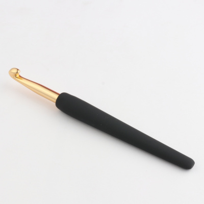 Крючок алюминиевый для вязания с эргономичной черной ручкой, золотистый цвет,8,00 мм, KniPro, 30883