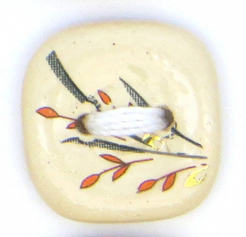 Пуговица маленькая керамическая (3-7,8(18х18))