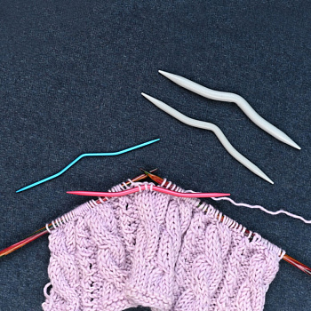 Спицы вспомогательные для кос 2 шт KnitPro, 2,5мм и 4мм 45501