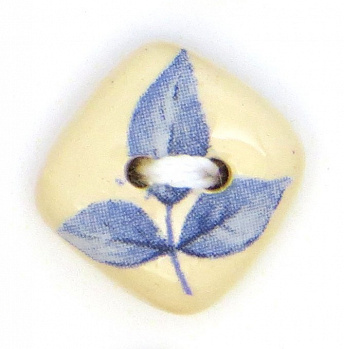 Пуговица маленькая керамическая (7-1,2(13х13))