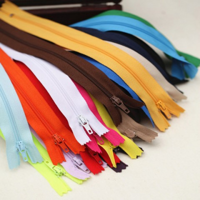 Молнии Спираль н/р брючная т.4 G004А 18-20 см A/L