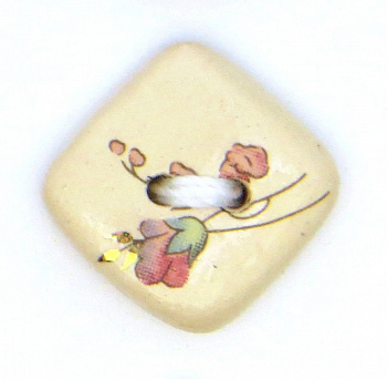 Пуговица маленькая керамическая (19-5,6(14х14)-2)