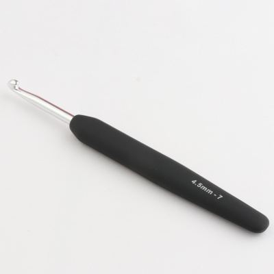 Крючок алюминиевый для вязания с эргономичной черной ручкой, серебристый цвет, 4,50мм, KnitPro 30816