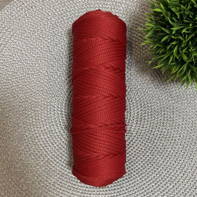 Шнур полиэфирный 4 мм без сердечника (красный) 50м 