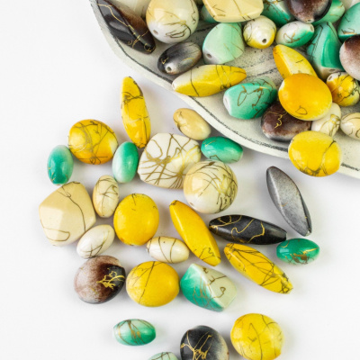 Бусы пластик с голографическим эффектом 250 г/упак ±10%, ассорти 008