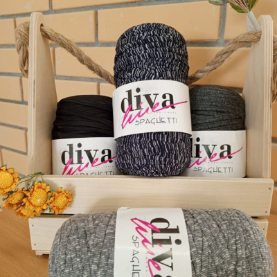 Трикотажная пряжа "diva" Spaghetti 500гр.