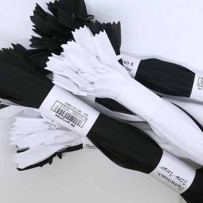 Молния потайная 20 см, 20 шт/упак, ассорти черно-белое