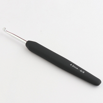 Крючок алюминиевый для вязания с эргономичной черной ручкой, серебристый цвет, 4.00мм, KnitPro,30815