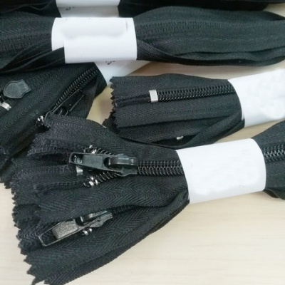 Молния спиральная тип 3 неразъемная 30 см, серый уп/10шт.