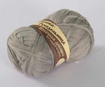 Хозяюшка-рукодельница (св.серый, носочная добавка)